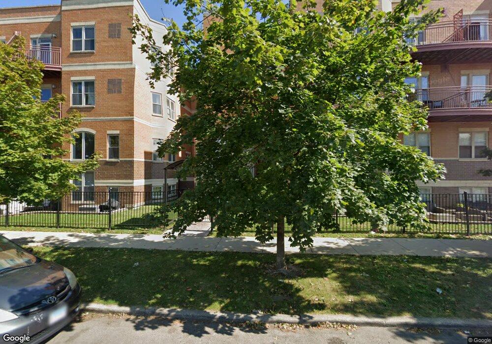 6015 N Mozart St unit G13, Chicago, IL 60659 - photo 1