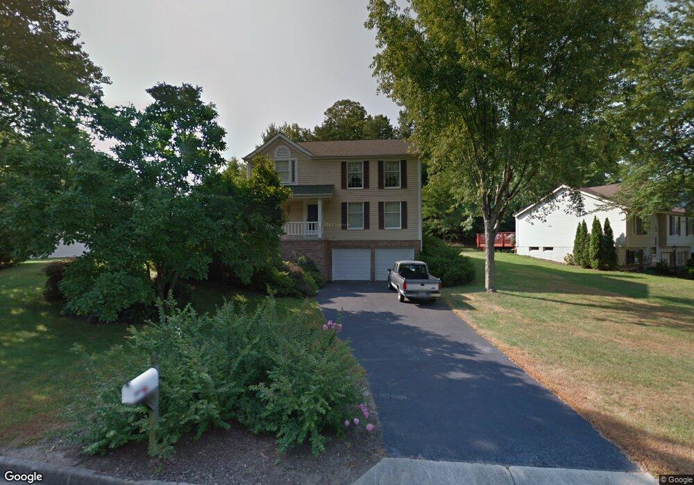 16121 Olmstead Ln, Woodbridge, VA 22191 - photo 1