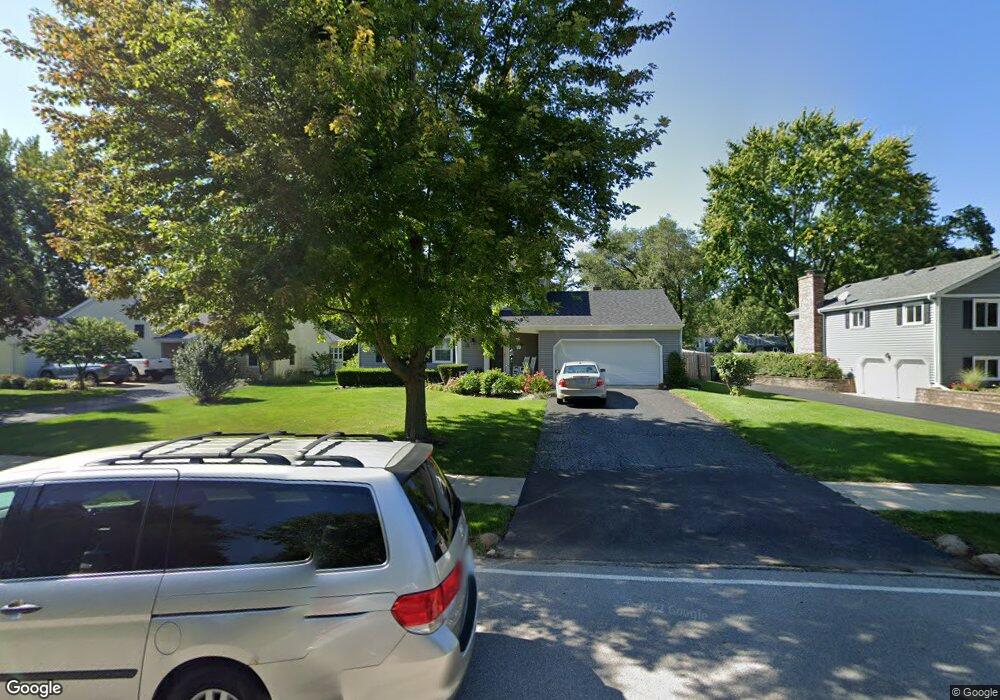 1043 Woodland Hills Rd, Batavia, IL 60510 - photo 1