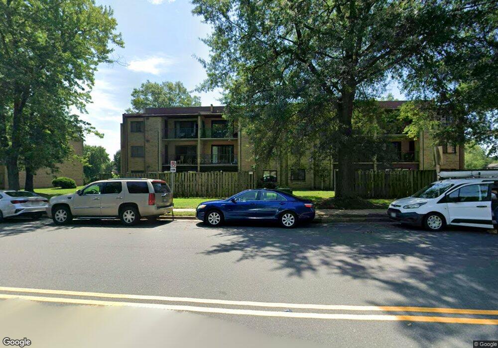 10628 Provincial Dr unit 4, Manassas, VA 20109 - photo 1