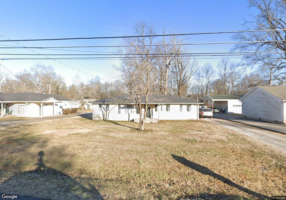 108 Robin Dr, Portland, TN 37148 - photo 1