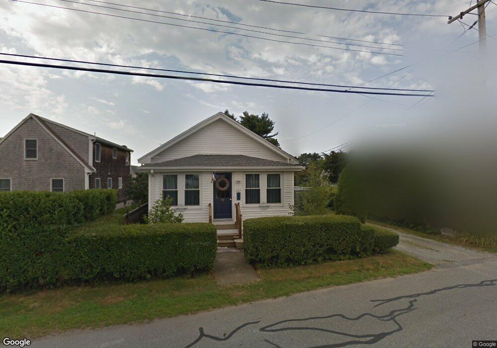 127 Bliss Rd, Newport, RI 02840 - photo 1