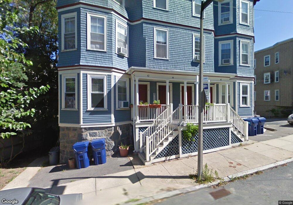 42-44 Woodlawn St unit 1, Jamaica Plain, MA 02130 - photo 1
