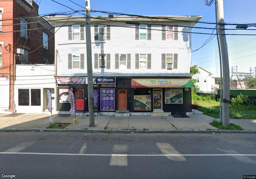 745 E Main St unit 2, Bridgeport, CT 06608 - photo 1