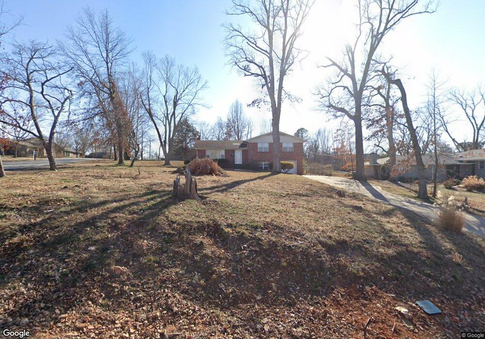 501 NW 9th St, Bentonville, AR 72712 - photo 1