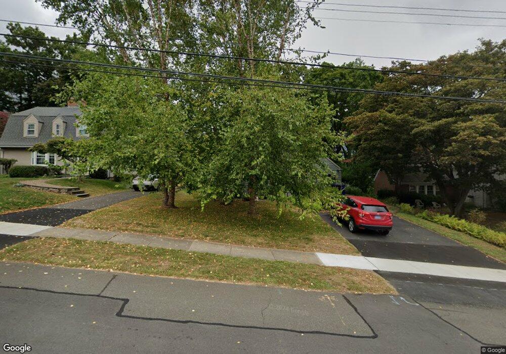 100 Ledgewood Rd, West Hartford, CT 06107 - photo 1