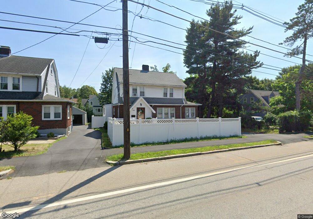 742 Boylston St, Newton Highlands, MA 02461 - photo 1