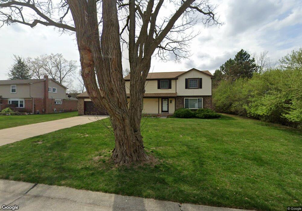 1904 Squirrel Valley Dr, Bloomfield Hills, MI 48304 - photo 1