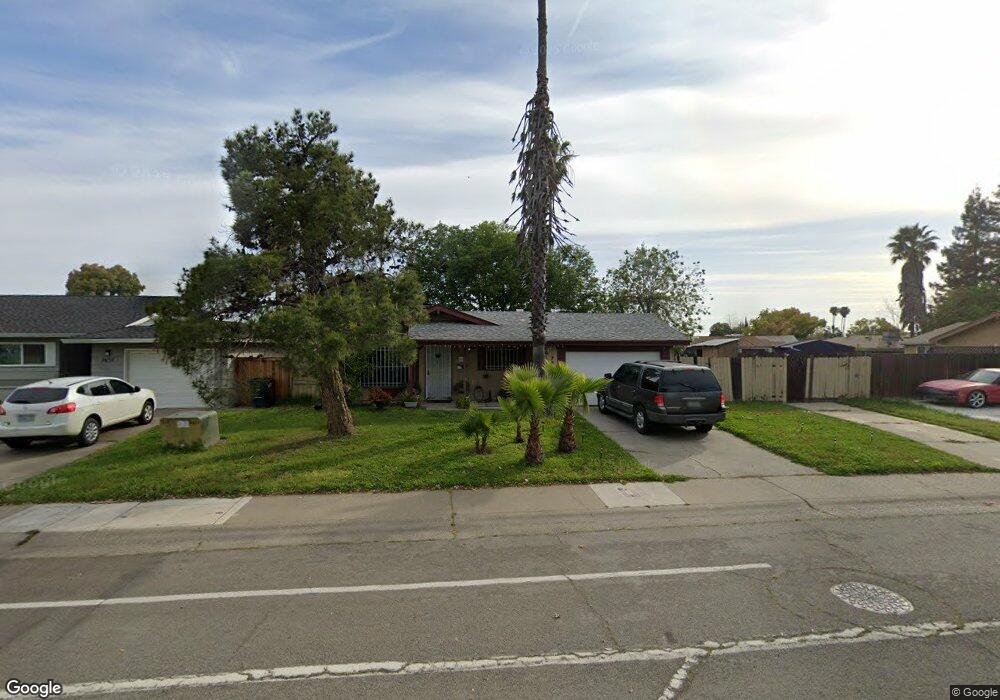 7657 Center Pkwy, Sacramento, CA 95823 - photo 1