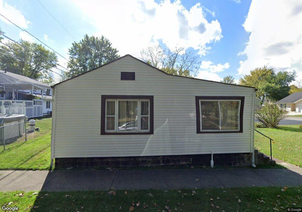 601 Richelieu Ave, Sheffield Lake, OH 44054 - photo 1