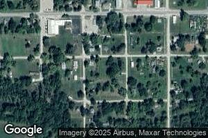 106 E 3rd St, Laredo, MO 64652