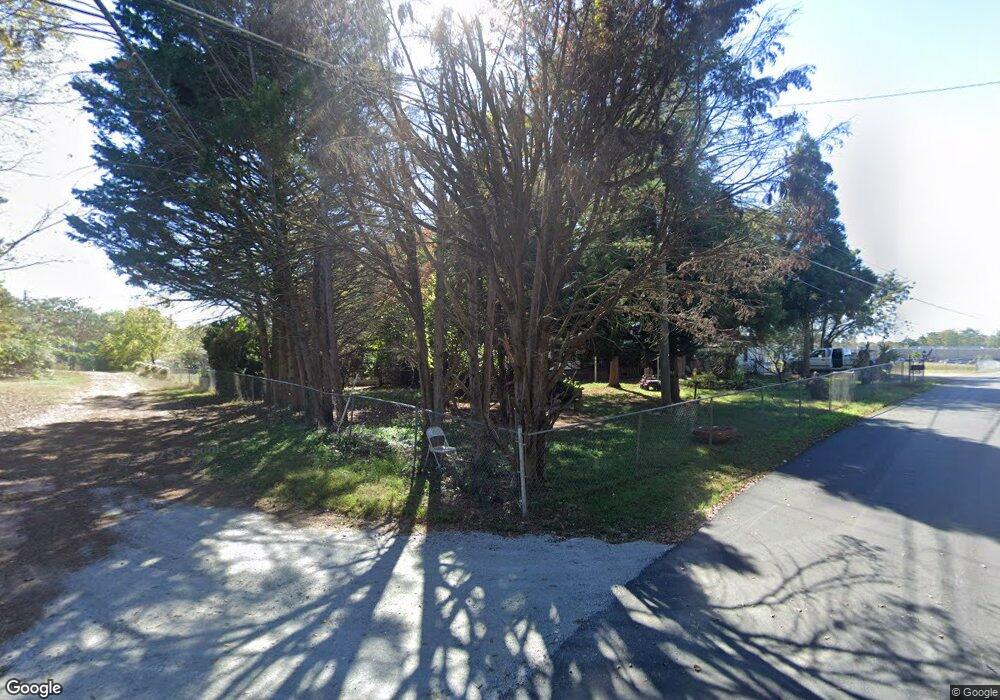 497 Shaw Rd, Sharpsburg, GA 30277 - photo 1