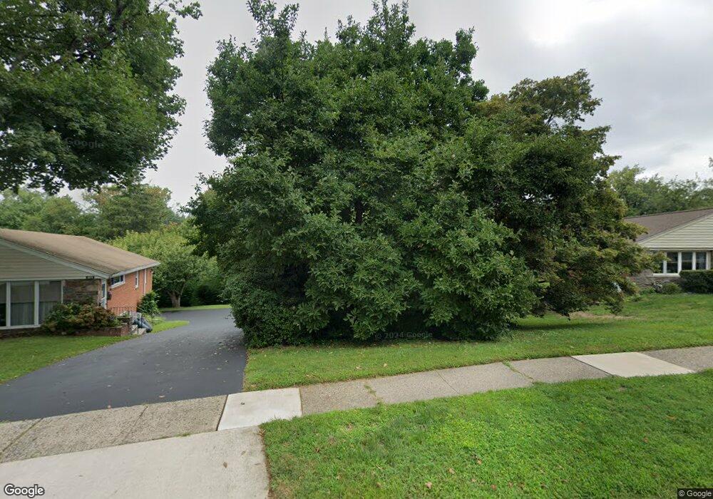 1739 Green Valley Rd, Havertown, PA 19083 - photo 1