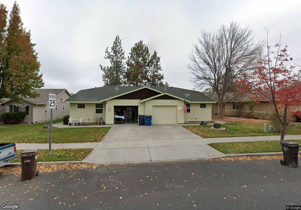 1929 NW Elm Ave, Redmond, OR 97756 - photo 1