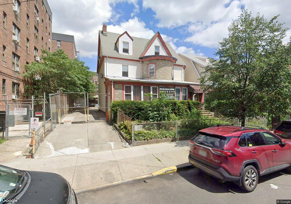 4121 Elbertson St, Elmhurst, NY 11373 - photo 1