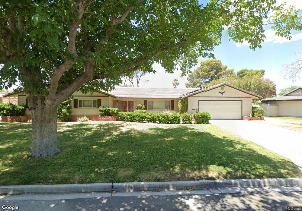 4167 W Pinecrest Cir, Las Vegas, NV 89121 - photo 1