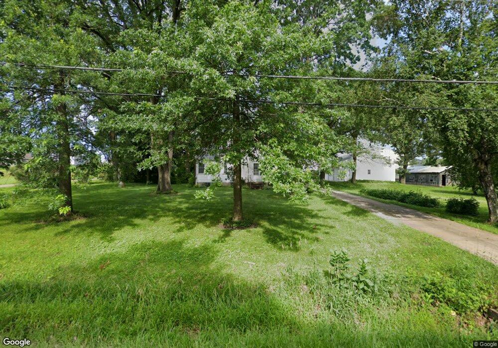 2820 18th St SW, Cedar Rapids, IA 52404 - photo 1