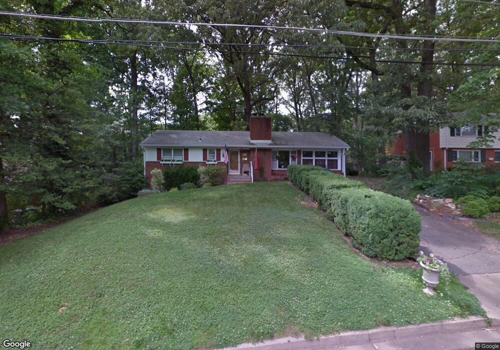 2420 Chestnut St, Falls Church, VA 22043 - photo 1