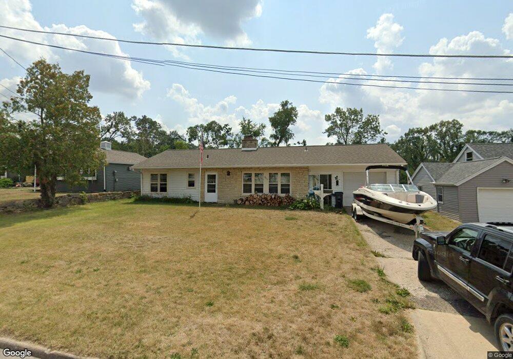 2425 12th Ave SE, Cedar Rapids, IA 52403 - photo 1