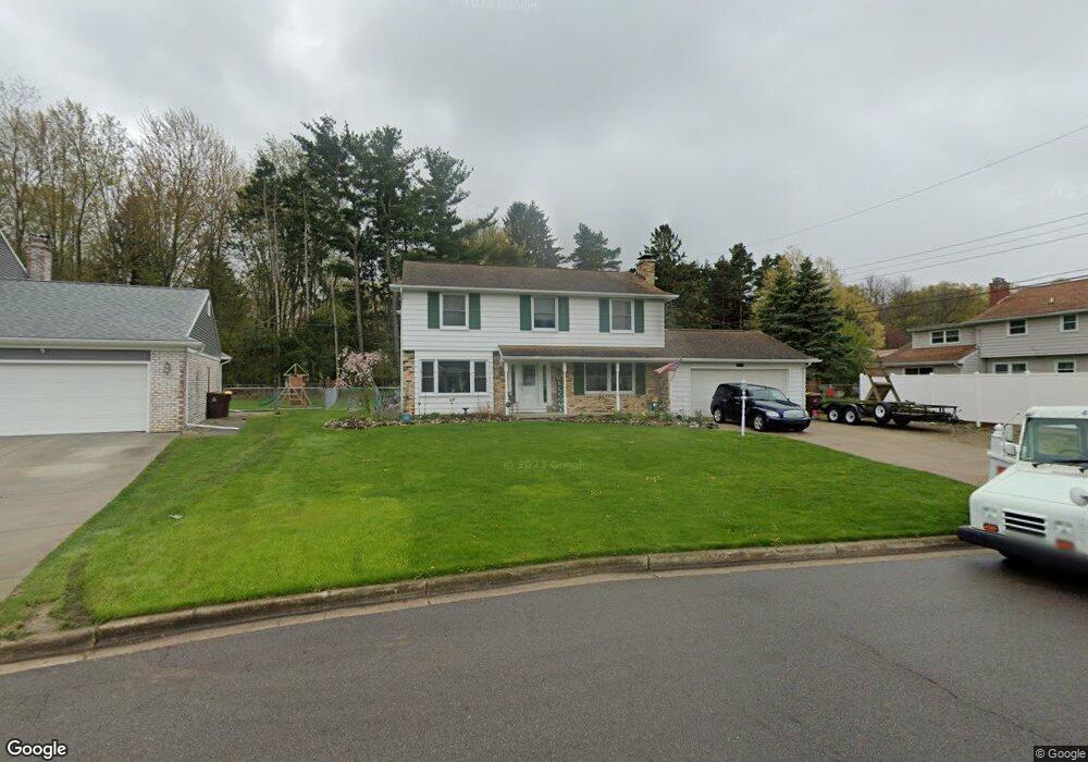 4735 Fieldcrest Dr, Lansing, MI 48917 - photo 1