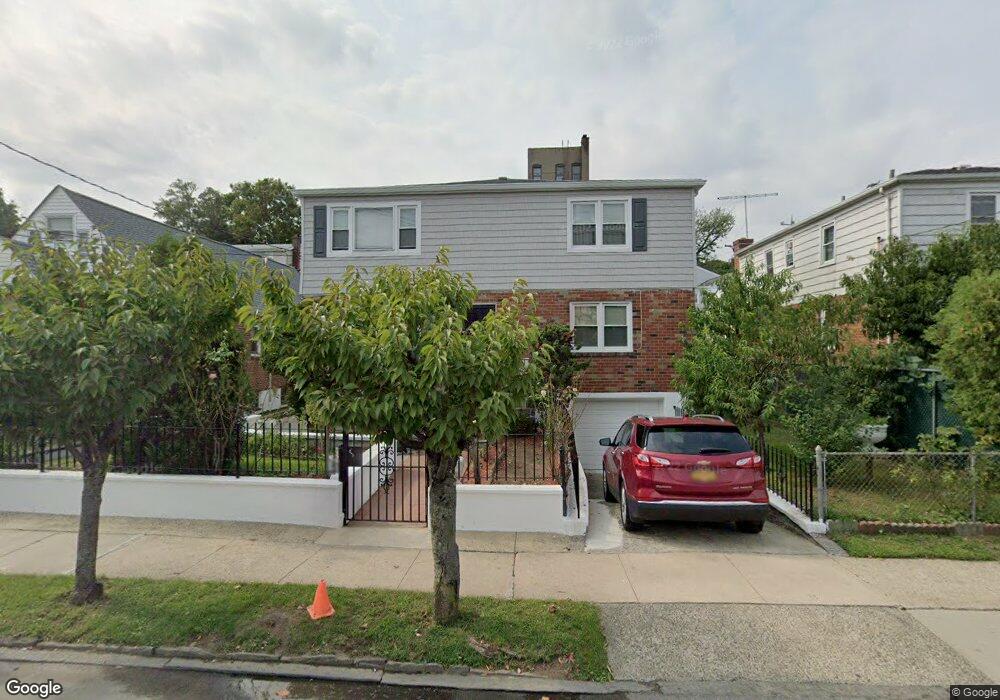 105 Woodlawn Ave, Yonkers, NY 10704 - photo 1
