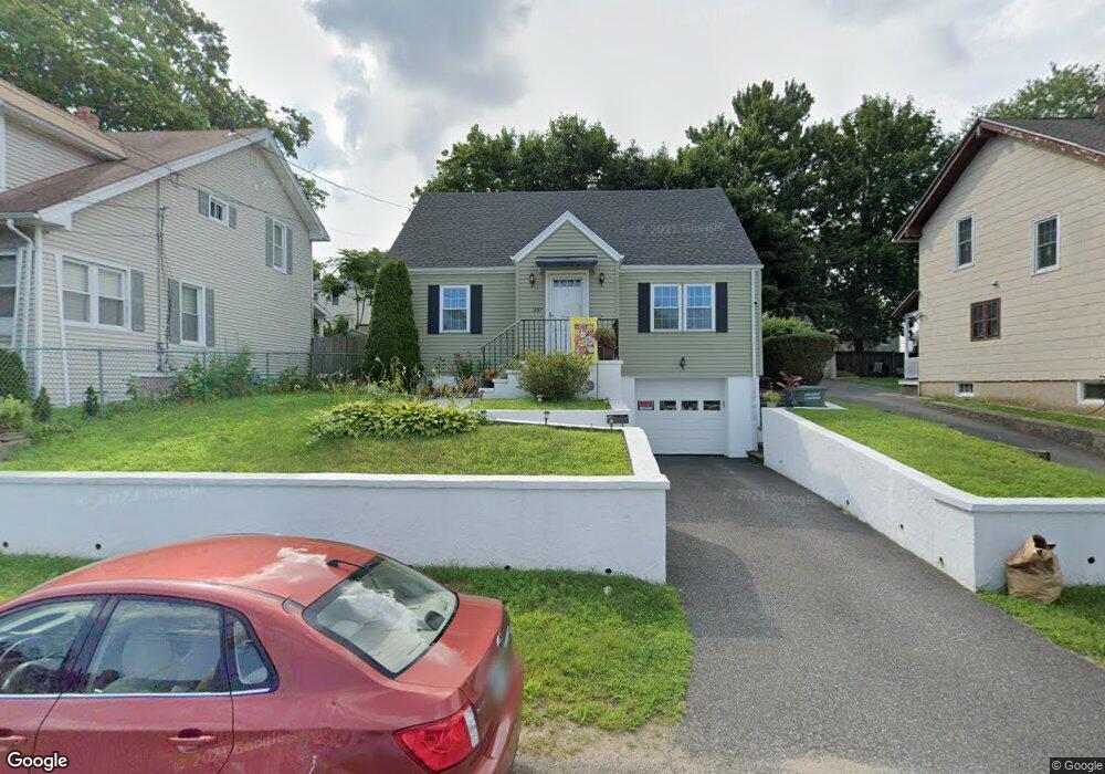 337 Cambridge St, Bridgeport, CT 06606 - photo 1