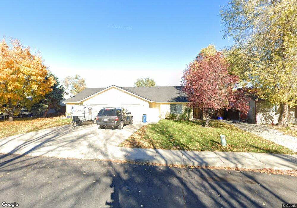 2743 SW Umatilla Ave, Redmond, OR 97756 - photo 1