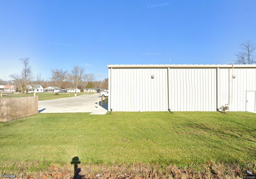 590 W Cherry St, Austin, IN 47102 - photo 1