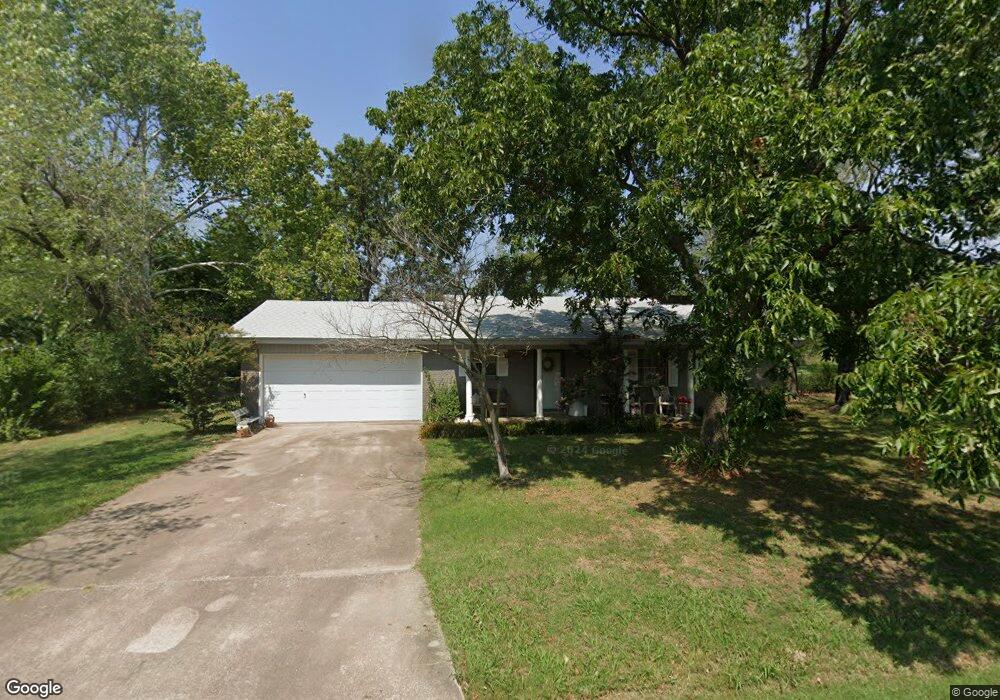 201 W Wisdom Dr, Haskell, OK 74436 - photo 1