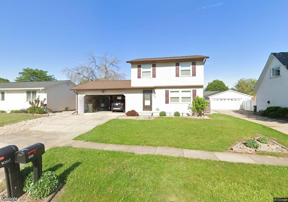 1007 Heartland Hills Dr, Waterloo, IA 50701 - photo 1