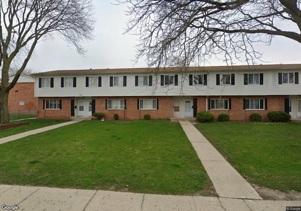 1315 Monomoy St unit F, Aurora, IL 60506 - photo 1