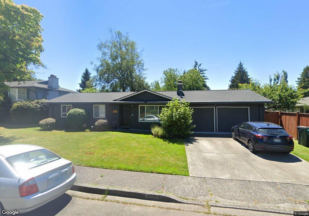 8227 NE 142nd St, Bothell, WA 98011 - photo 1