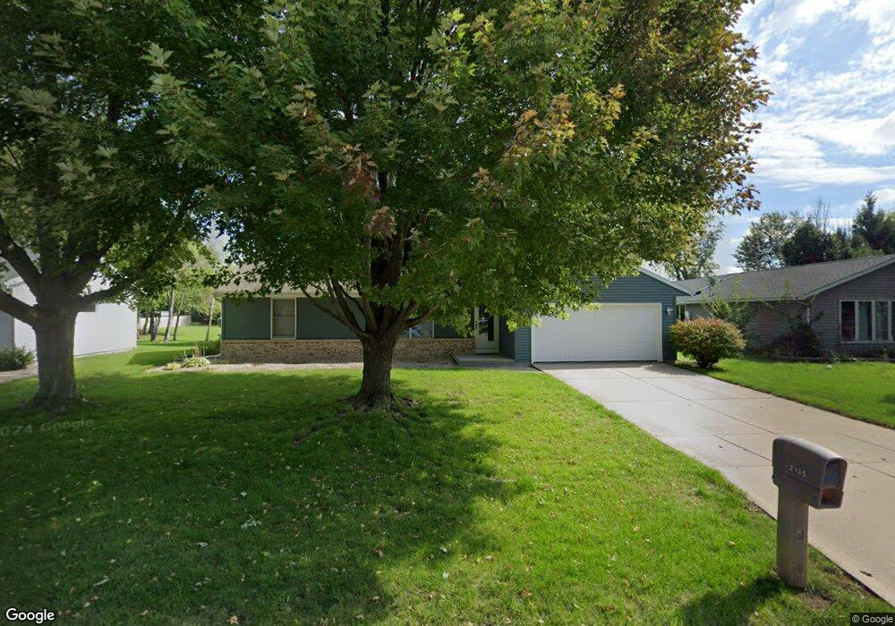 2325 S Chatham St, Janesville, WI 53546 - photo 1