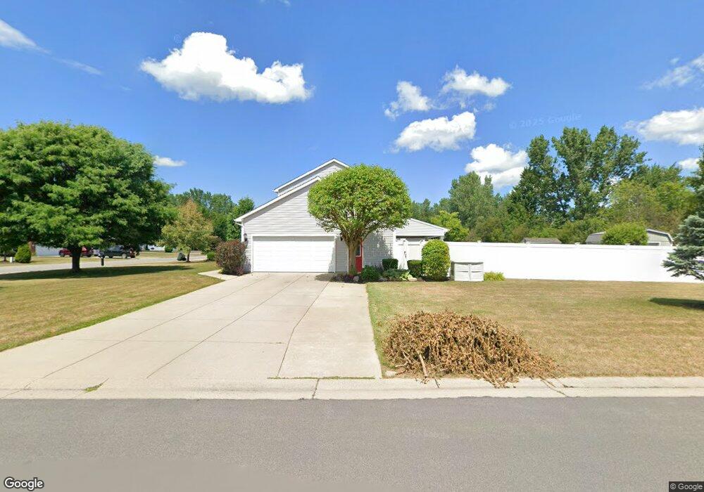 7229 Erica Ln, North Tonawanda, NY 14120 - photo 1