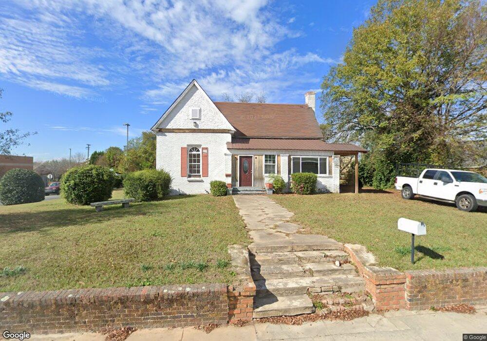 135 N Oliver St, Elberton, GA 30635 - photo 1