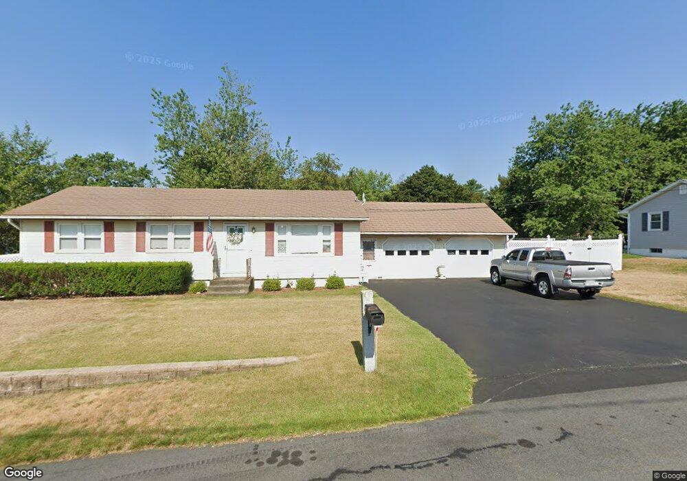 9 Algonquin Ln, Nashua, NH 03063 - photo 1