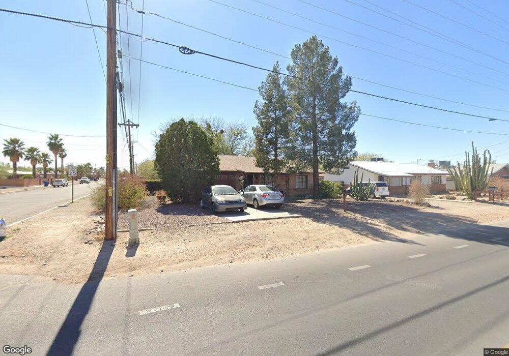 942 E Roger Rd, Tucson, AZ 85719 - photo 1