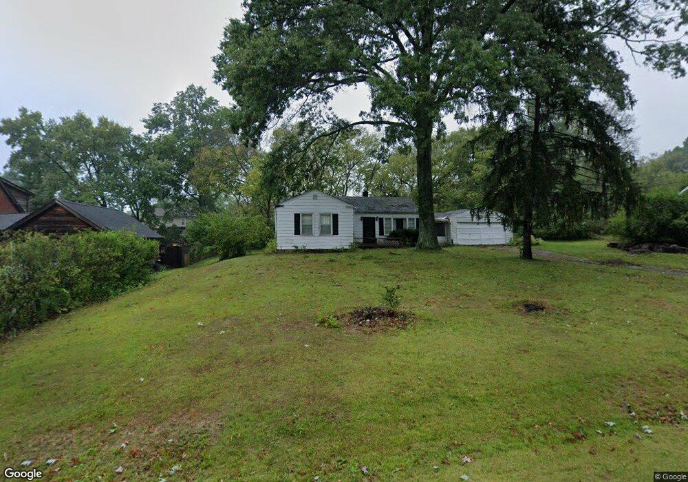 1869 Wanninger Ln, Cincinnati, OH 45255 - photo 1