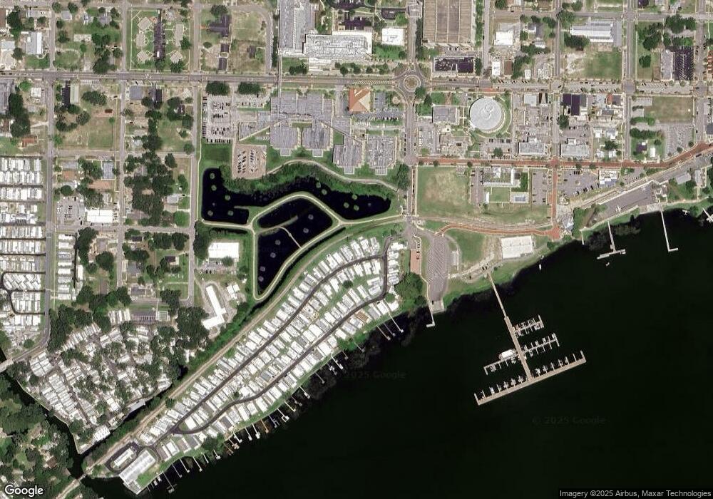 464 Marina Ln, Tavares, FL 32778 - photo 1