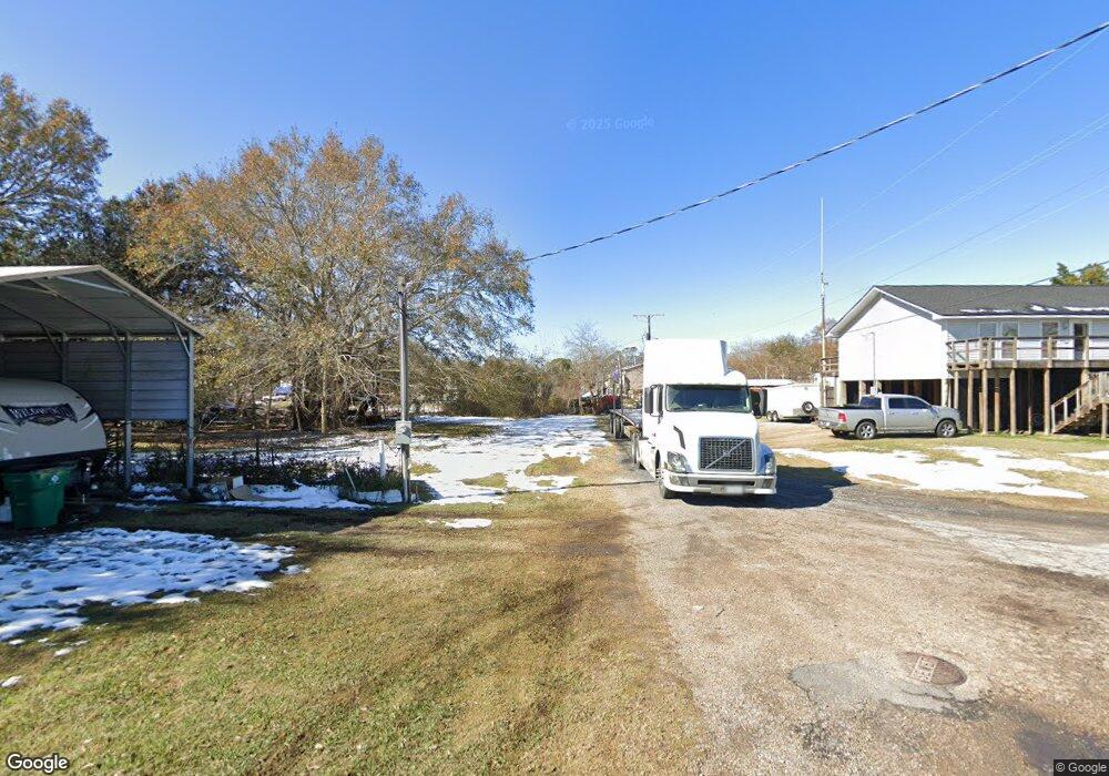 515 Pitre St, New Iberia, LA 70560 - photo 1