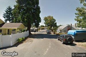 1491 NW Carl Ave, Roseburg, OR 97471