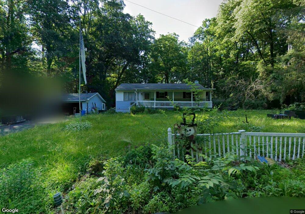 8798 School House Ln, Coopersburg, PA 18036 - photo 1