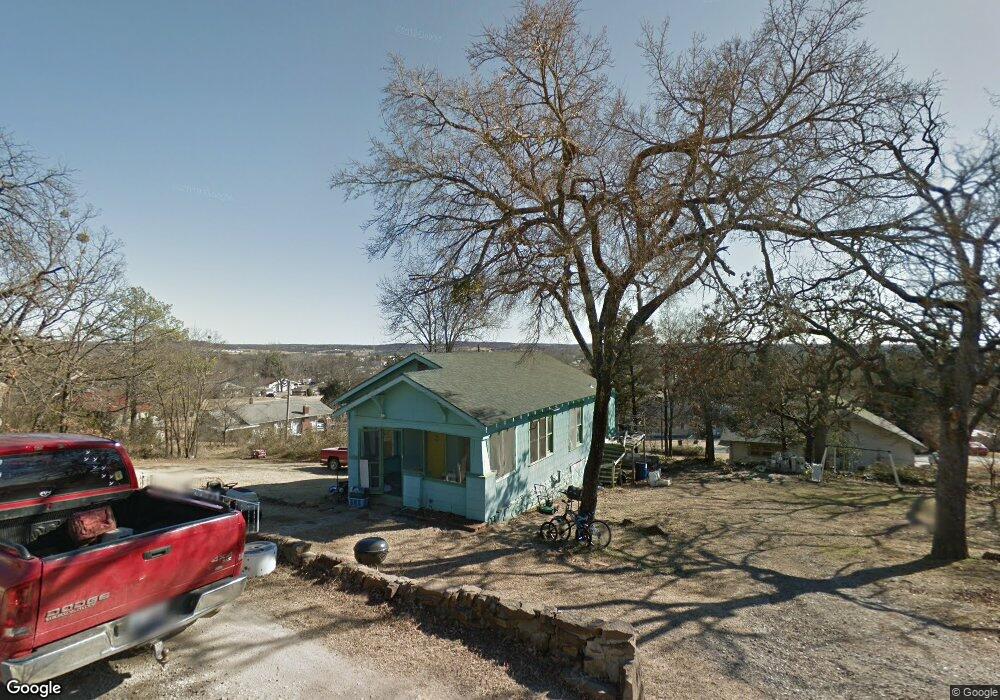 803 W Euclid St, Henryetta, OK 74437 - photo 1