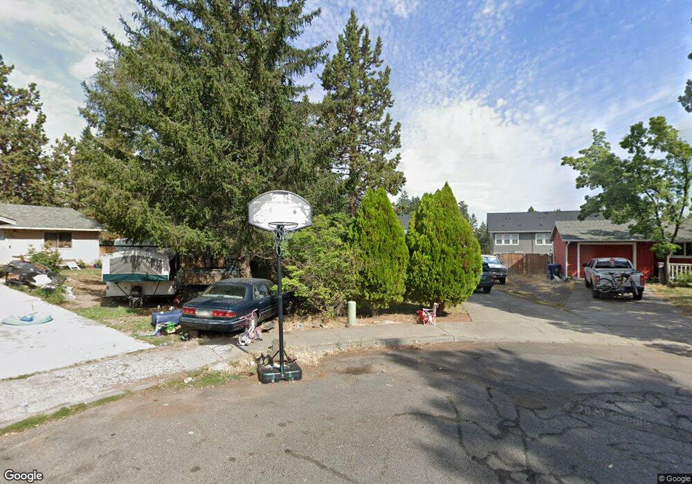 701 SE Sun Ln, Bend, OR 97702 - photo 1