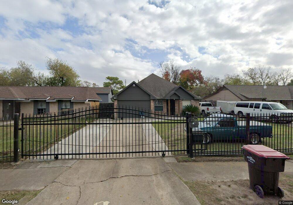 10138 Ella Blvd, Houston, TX 77038 - photo 1