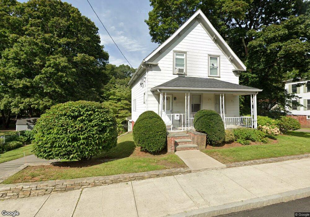 227 Union St unit 1, Franklin, MA 02038 - photo 1