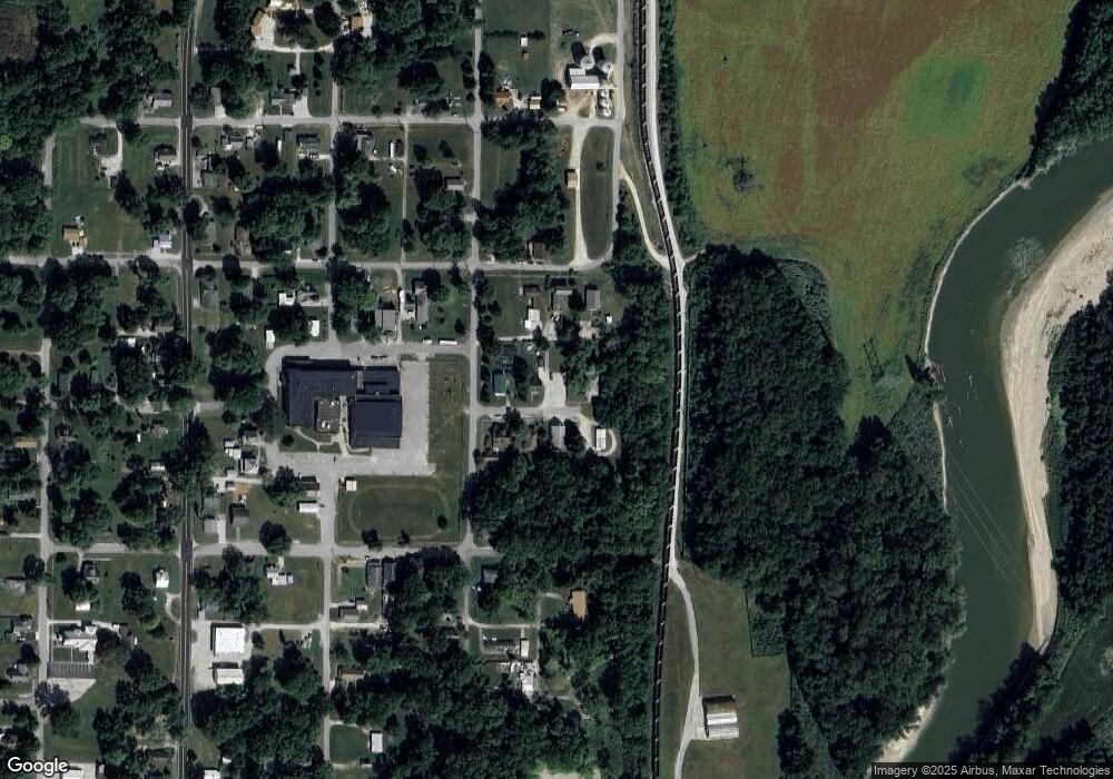 204 E Carlisle St, Edwardsport, IN 47528 - photo 1