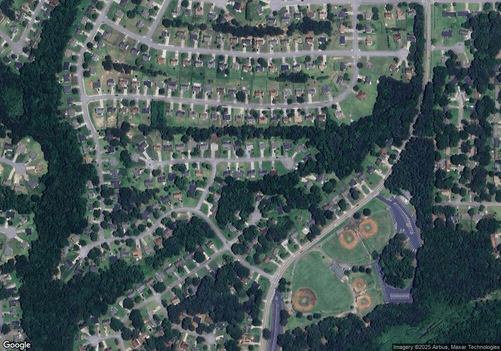 1383 Misty Ridge Ct unit 5, Hampton, GA 30228 - photo 1