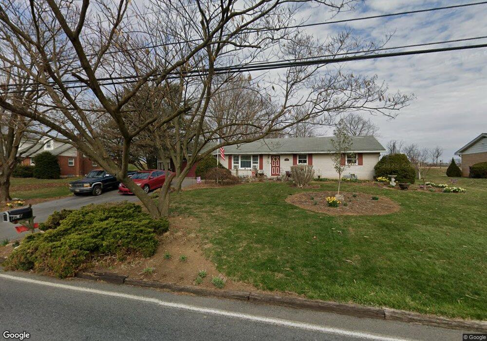 376 Snyder Rd, Reading, PA 19605 - photo 1