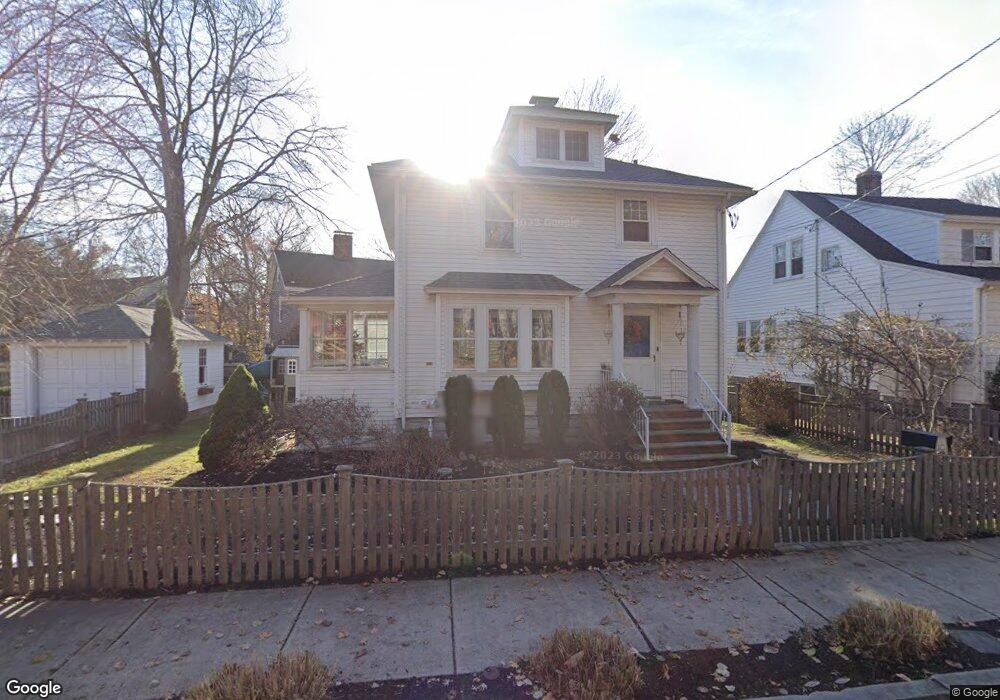 10 Longfellow Rd, Arlington, MA 02476 - photo 1